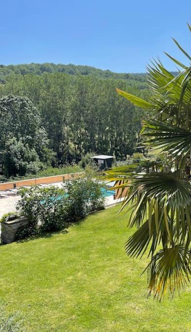 Gite Le Grand Chacel Sourcieux-les-Mines Bagian luar foto